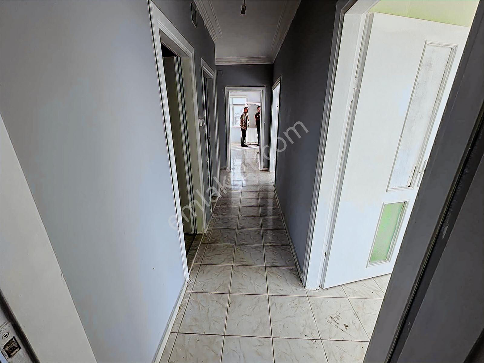 Arca'dan Mezitli'de Kiralık Site İçi Temiz 3+1 Geniş Daire - Görsel 15