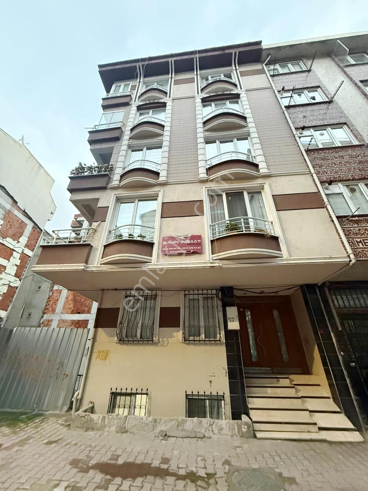 Fatih Emlak Tan Merkez Cami Yakını Krediye Uygun 2+1 Amarikan Mutfaklı - Görsel 14