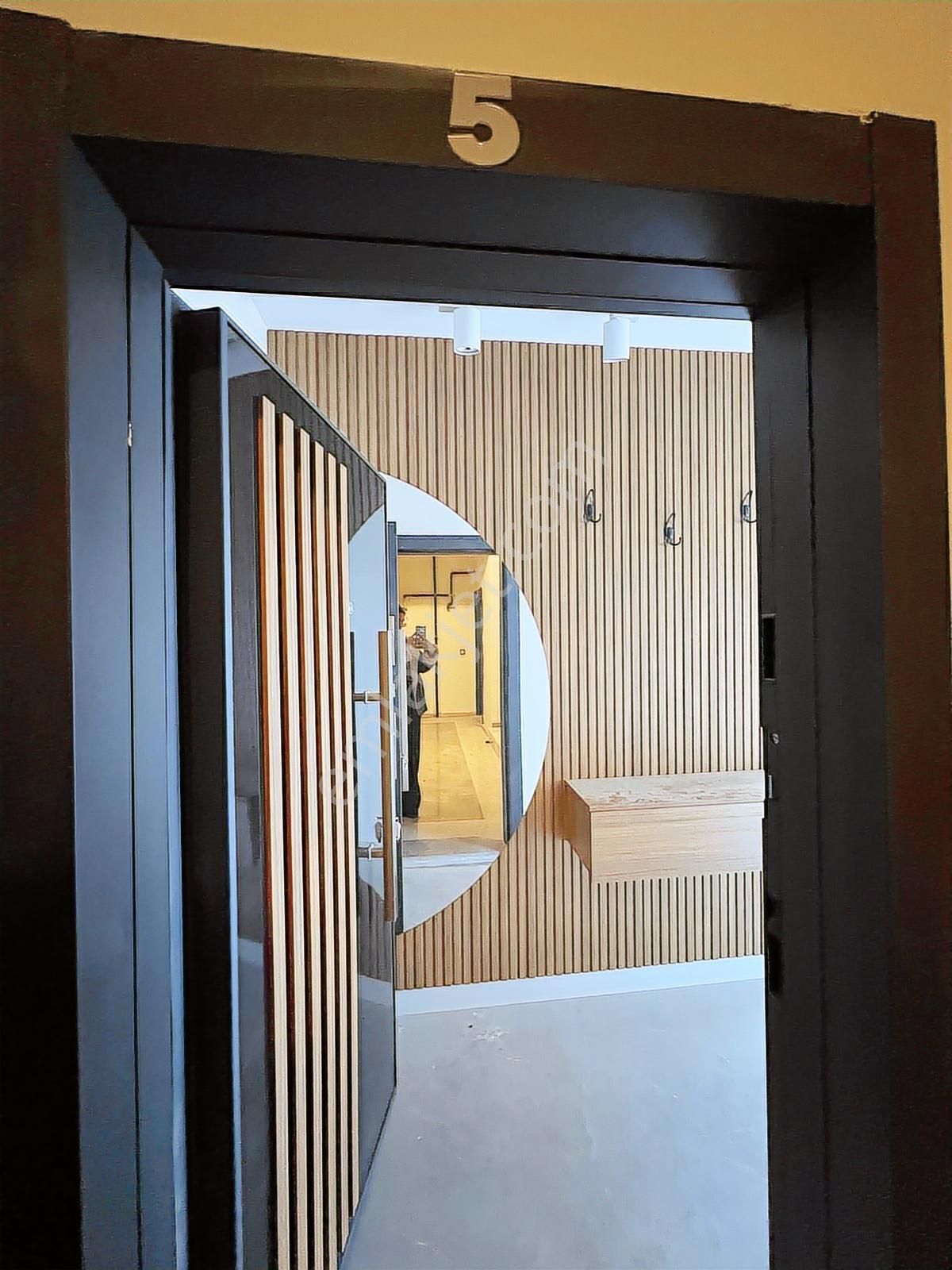 Bergama Atatürk Mahallesinde Satılık 2+1 Ara Kat Daire - Görsel 30