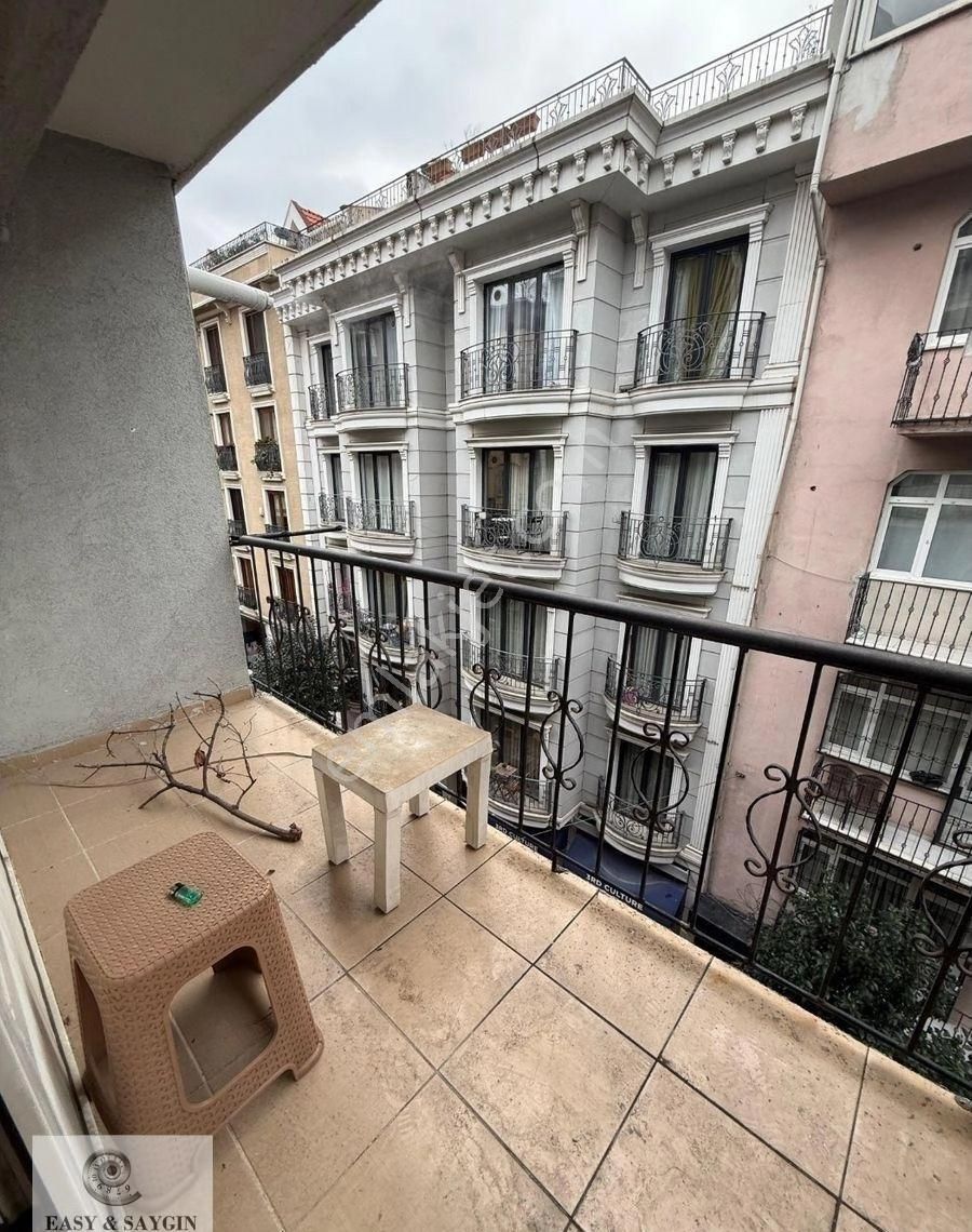 Cihangir Çukur Cuma Caddesinde Kiralık 2+1 Balkonlu Aydınlık Ferah Daire - Görsel 33