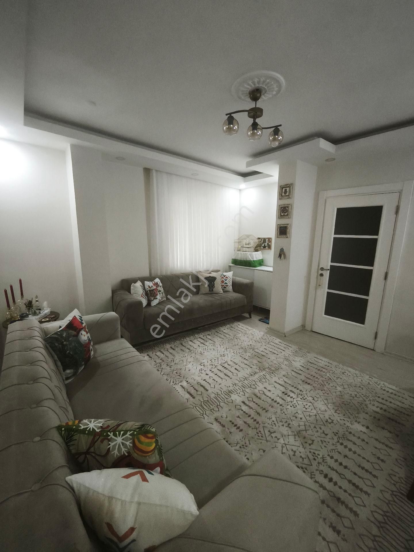 Emsallerinden Büyük Temiz İster Yatırım İster Oturum Kaçmaz Bir Daire!! - Görsel 6