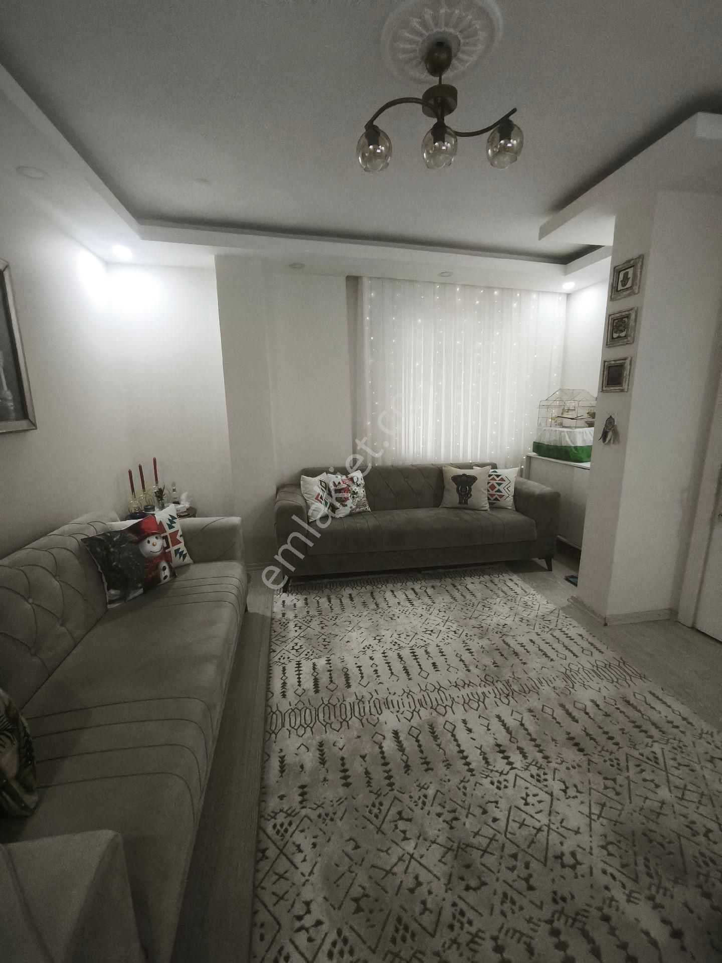 Emsallerinden Büyük Temiz İster Yatırım İster Oturum Kaçmaz Bir Daire!! - Görsel 8