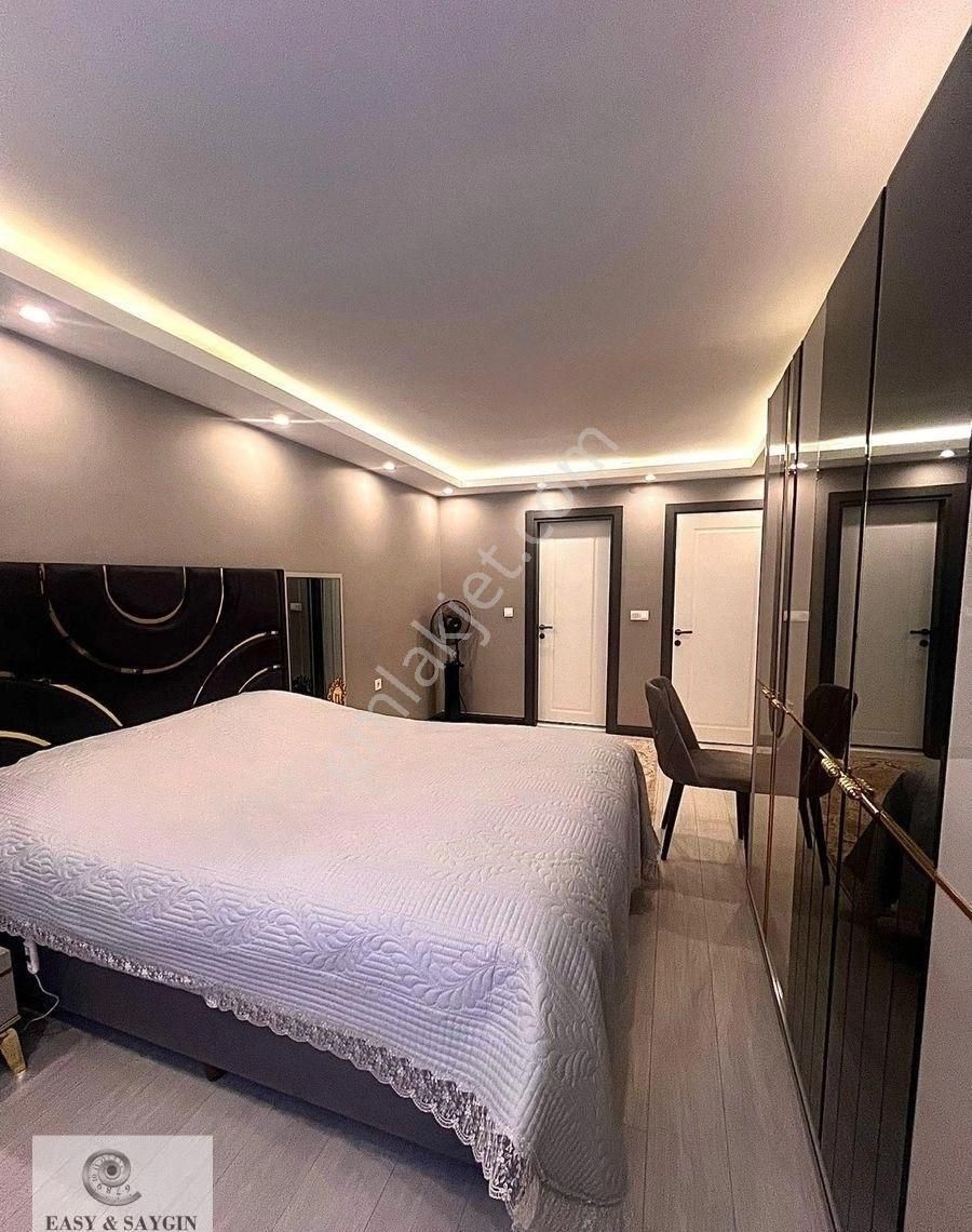 Beylikdüzü'nde Cadde Üzerinde Satılık Deniz Manzaralı Jakuzili - Görsel 16