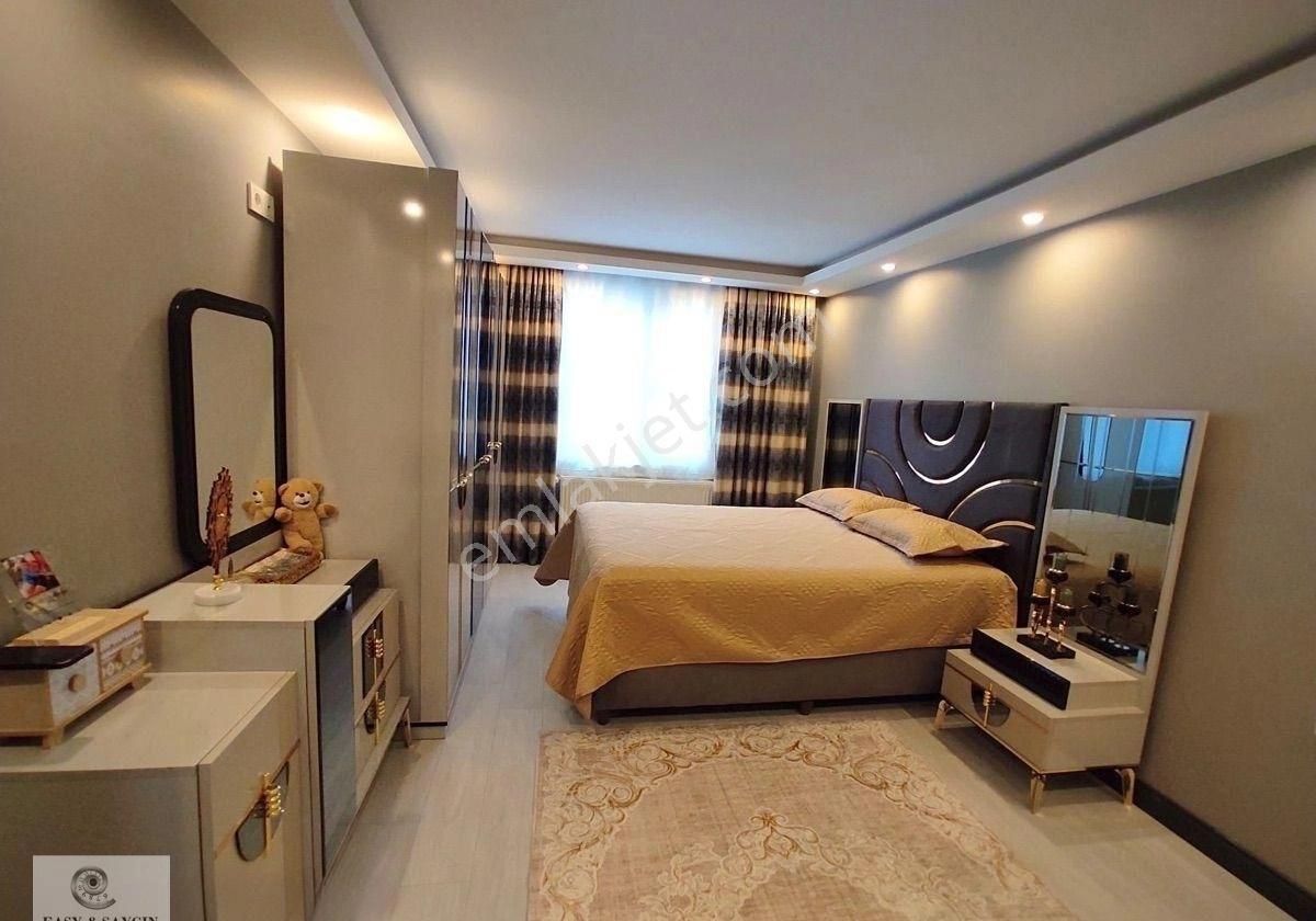 Beylikdüzü'nde Cadde Üzerinde Satılık Deniz Manzaralı Jakuzili - Görsel 15