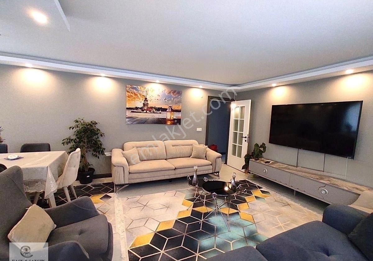 Beylikdüzü'nde Cadde Üzerinde Satılık Deniz Manzaralı Jakuzili - Görsel 8