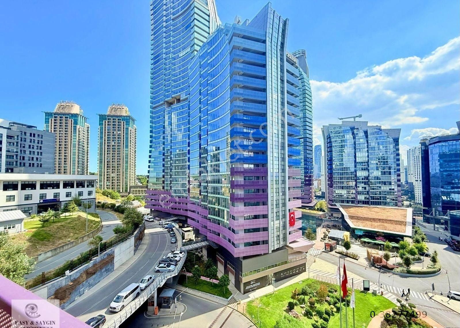 Maslak 1453 Kiralık 2+1 Cadde Blokları Ara Kat Daire