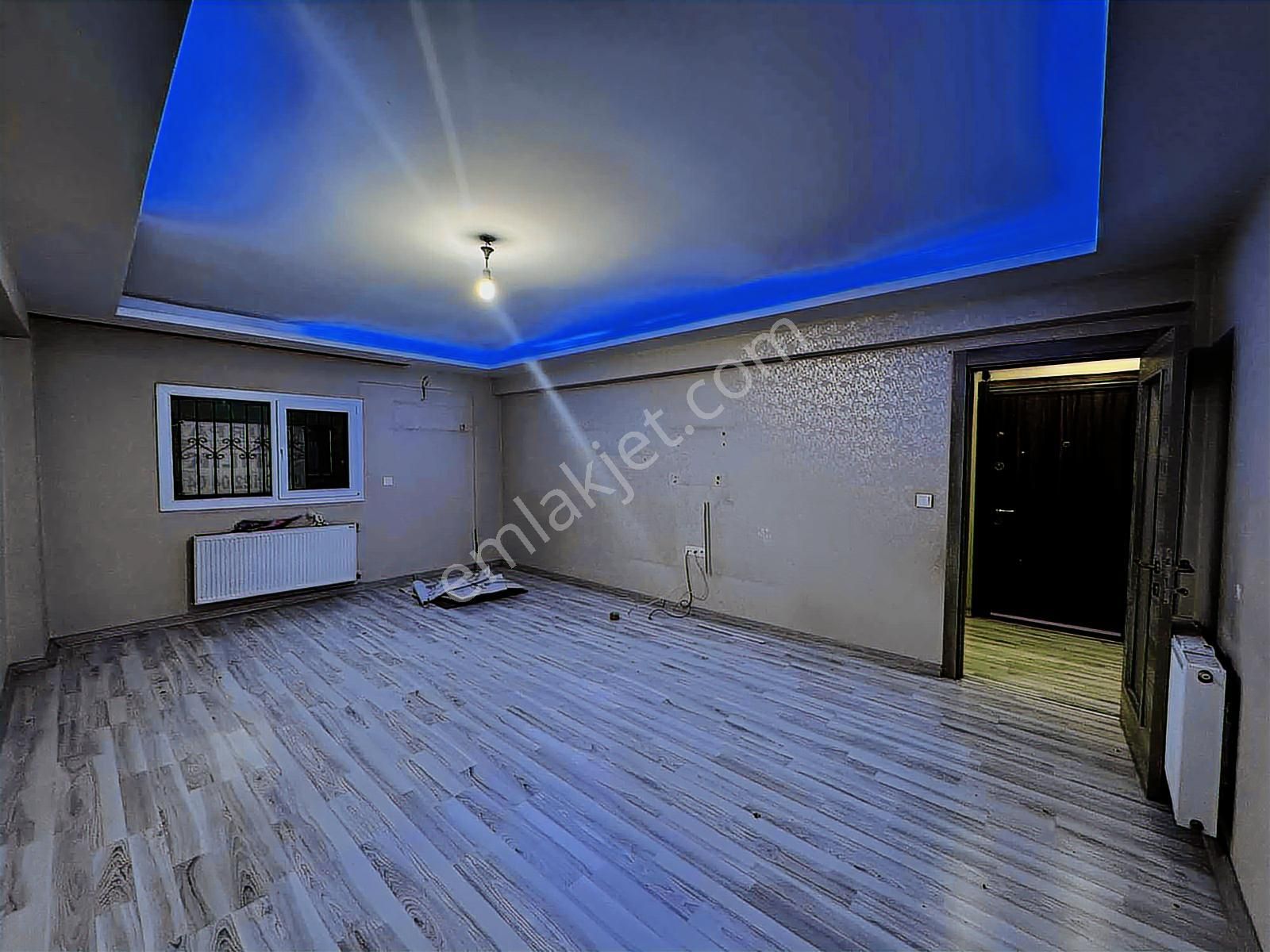 Gümüşpala Mahallesi Geniş Kiralık 2+1 Daire Ebeveyn Banyo+teras - Görsel 14