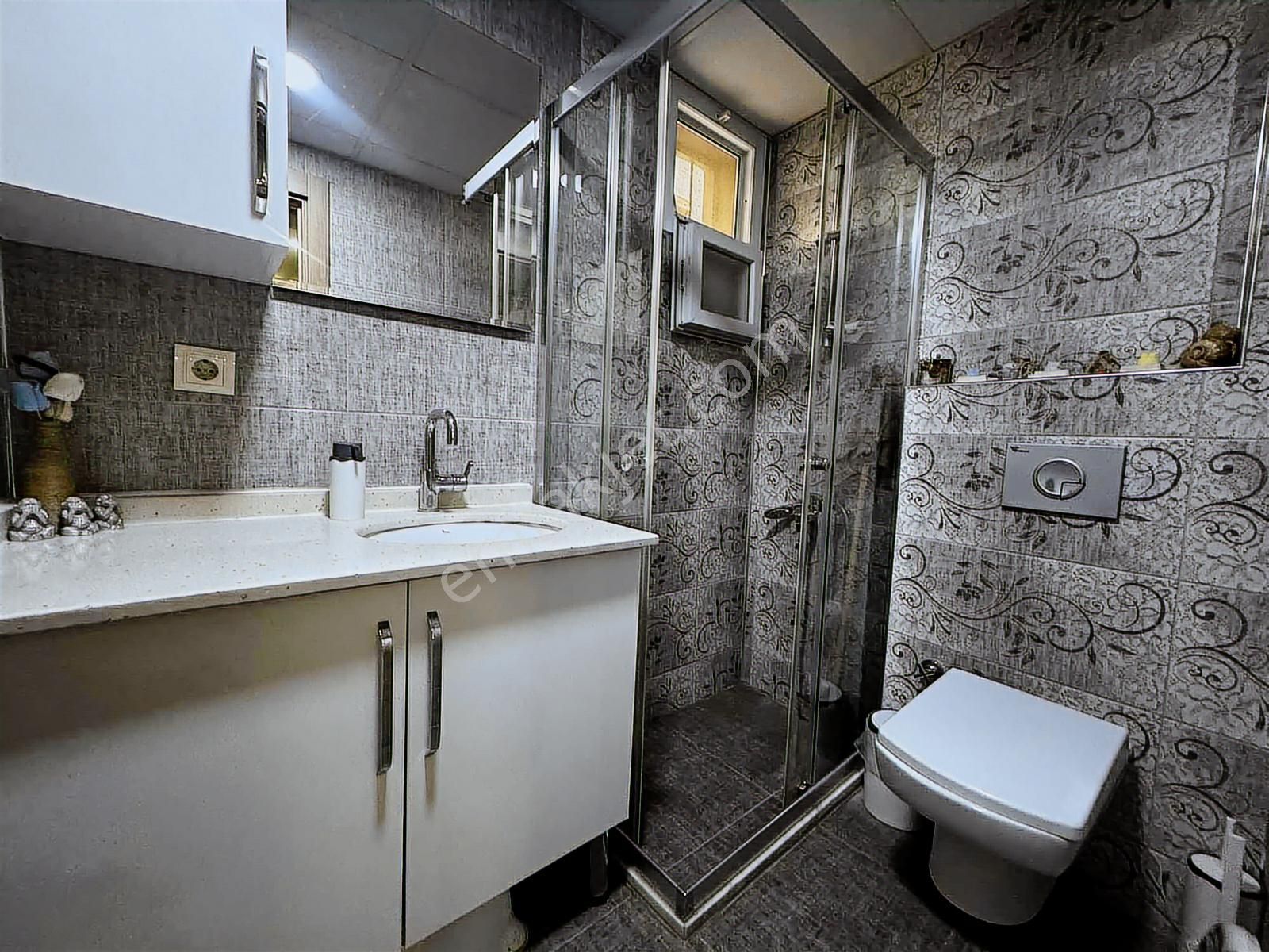 Gümüşpala Mahallesi Geniş Kiralık 2+1 Daire Ebeveyn Banyo+teras - Görsel 19