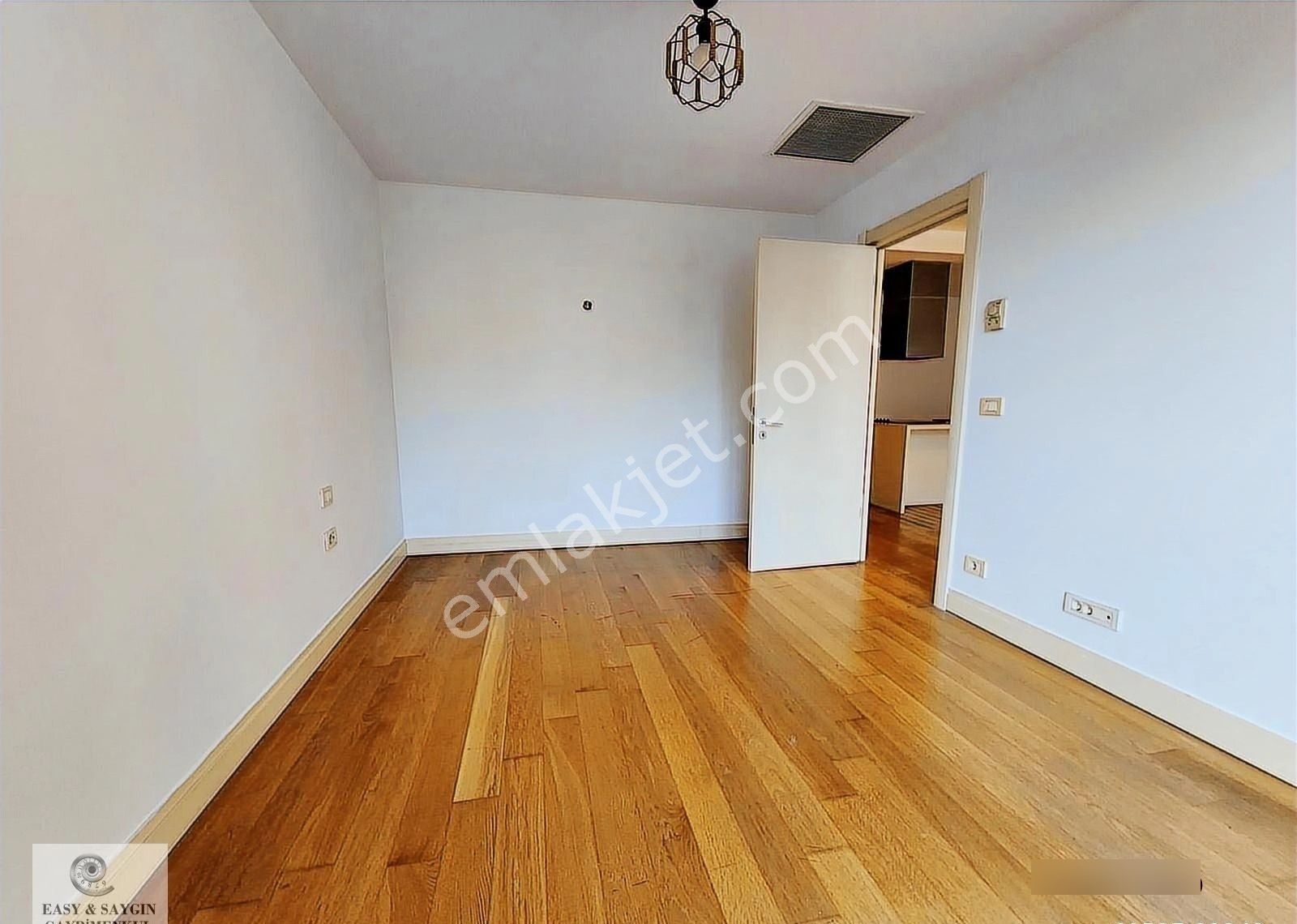 Sarıyer Maslak Mashattan 1+1 Satılık Site İçi Manzaralı - Görsel 6