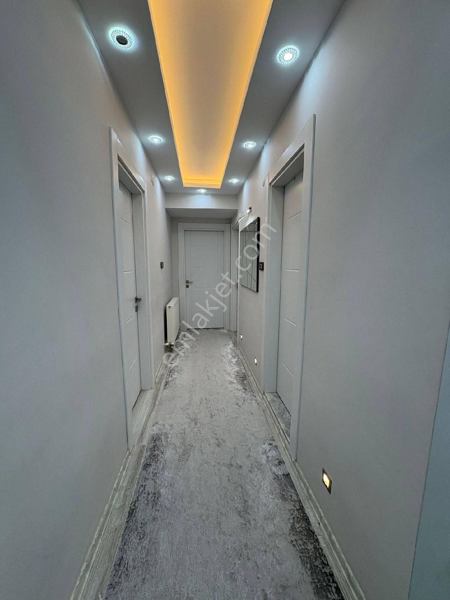 Merkezi Lokasyonlu Esyalı Kiralık Daıre - Görsel 12