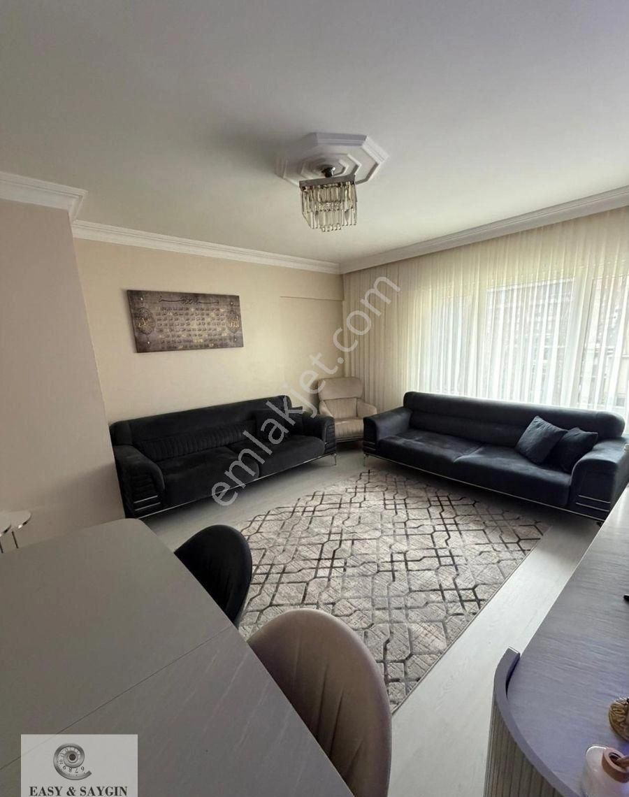 Halkalı Bankacılar 116 Sitesi İçi Yenilenmiş 2+1 Marmaraya Yakın Satılık Boş - Görsel 2