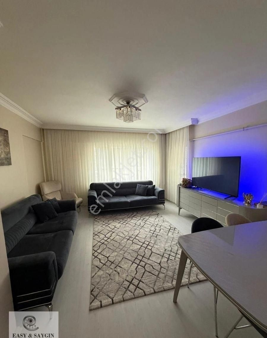 Halkalı Bankacılar 116 Sitesi İçi Yenilenmiş 2+1 Marmaraya Yakın Satılık Boş