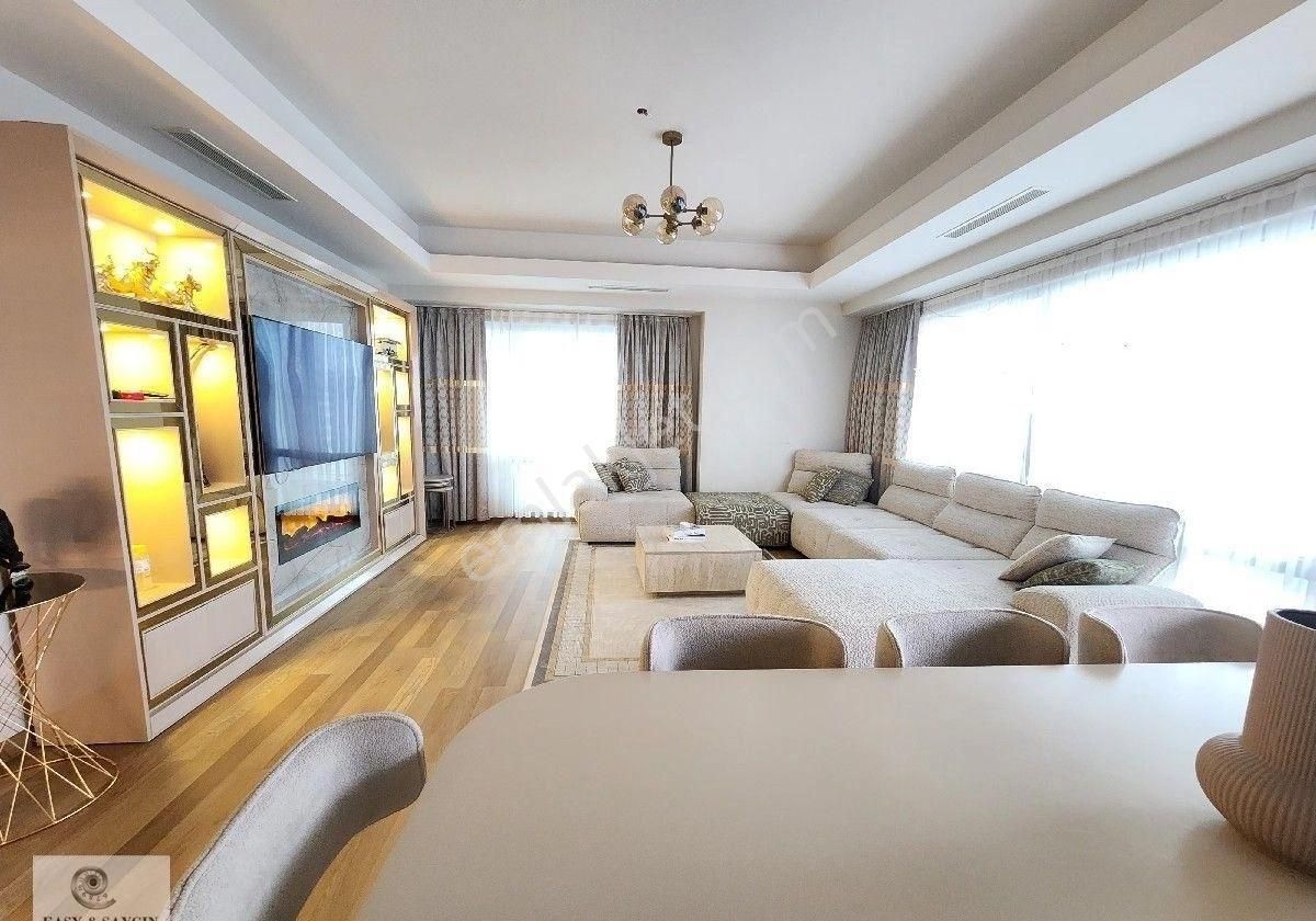 Ağaoğlu Maslak 1453'te Kiralık 4,5+1 Doğu Cephe Daire