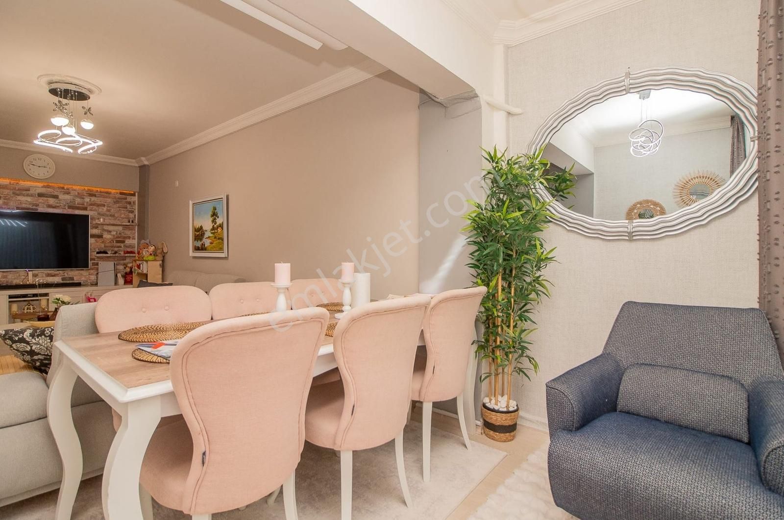 Bahçelievler'de Kiralık Lüx 3+1