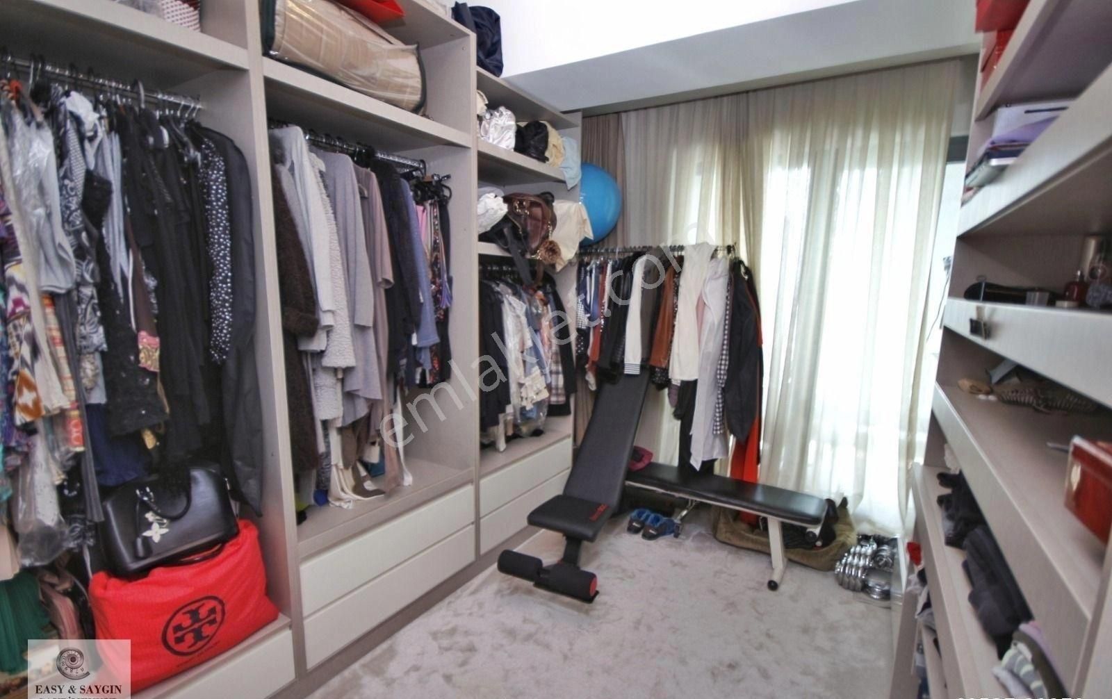 Ağaoğlu Maslak 1453 Sitesinde A1 Blokda Yüksek Kat 3 Banyolu - Görsel 3