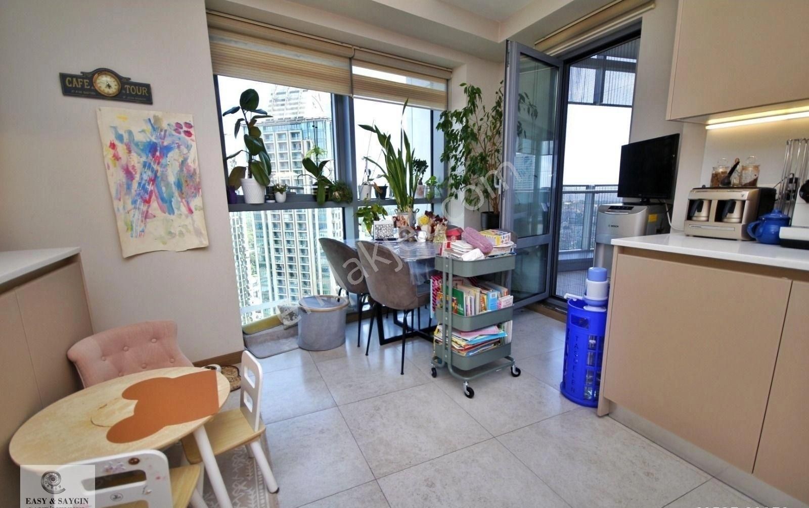 Ağaoğlu Maslak 1453 Sitesinde A1 Blokda Yüksek Kat 3 Banyolu - Görsel 8