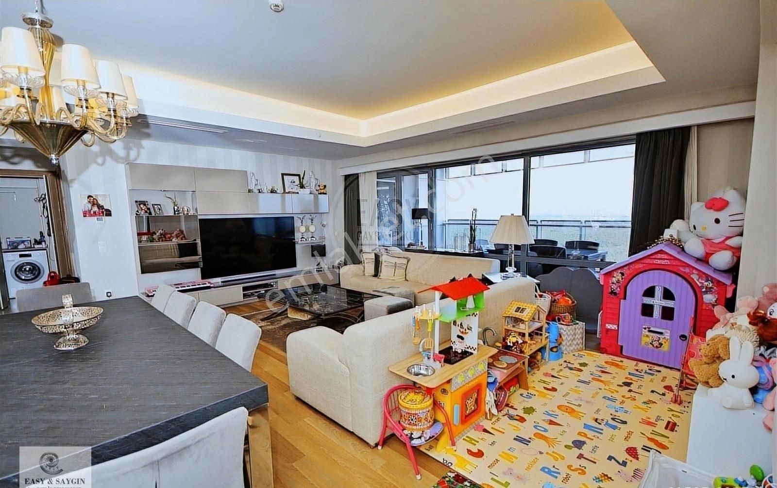 Ağaoğlu Maslak 1453 Sitesinde A1 Blokda Yüksek Kat 3 Banyolu - Görsel 2