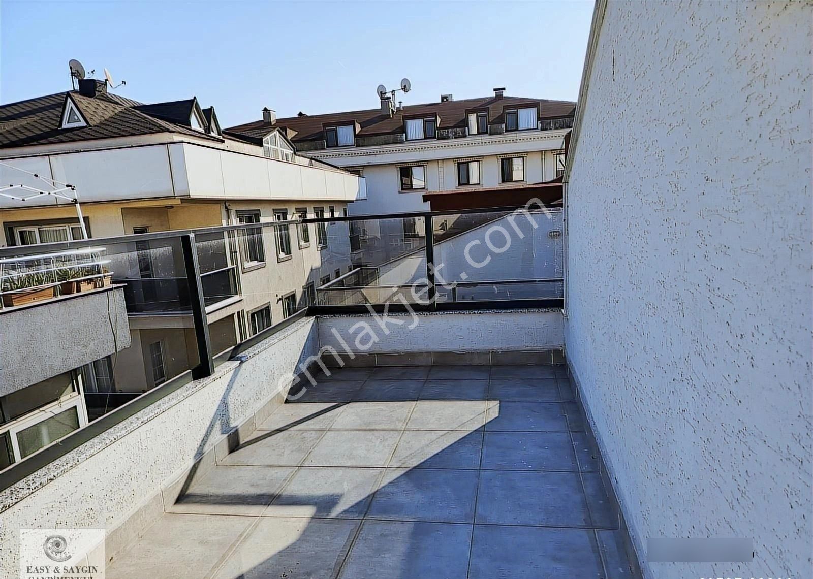 Maltepe Otoparklı Sitede Satılık 3+2 Sıfır Dubleks Çatı Katı - Görsel 3
