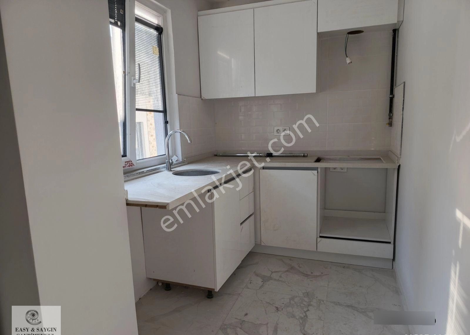 Maltepe Otoparklı Sitede Satılık 3+2 Sıfır Dubleks Çatı Katı - Görsel 35