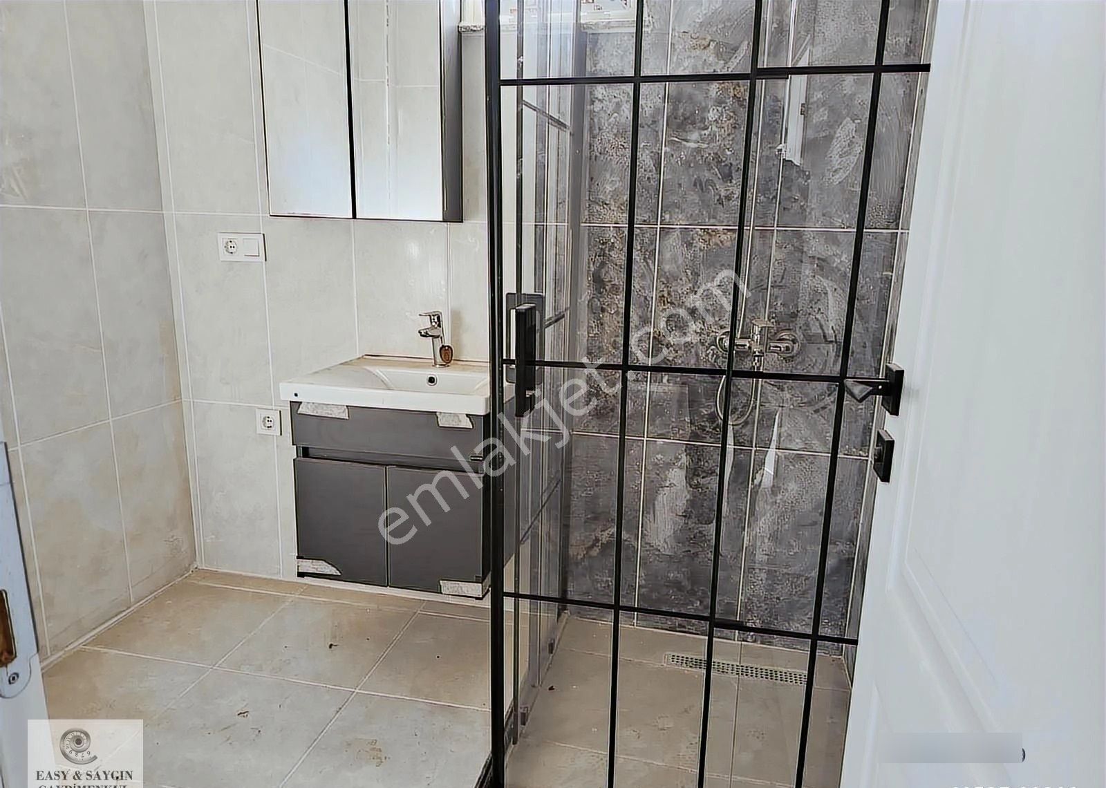 Maltepe Otoparklı Sitede Satılık 3+2 Sıfır Dubleks Çatı Katı - Görsel 2