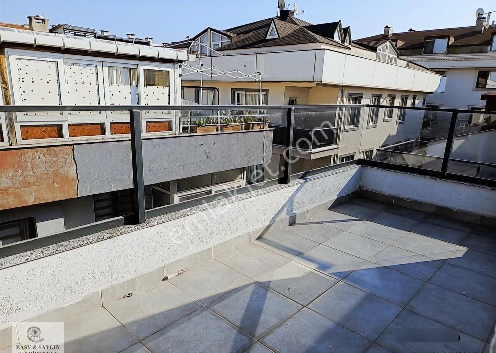 Maltepe Otoparklı Sitede Satılık 3+2 Sıfır Dubleks Çatı Katı