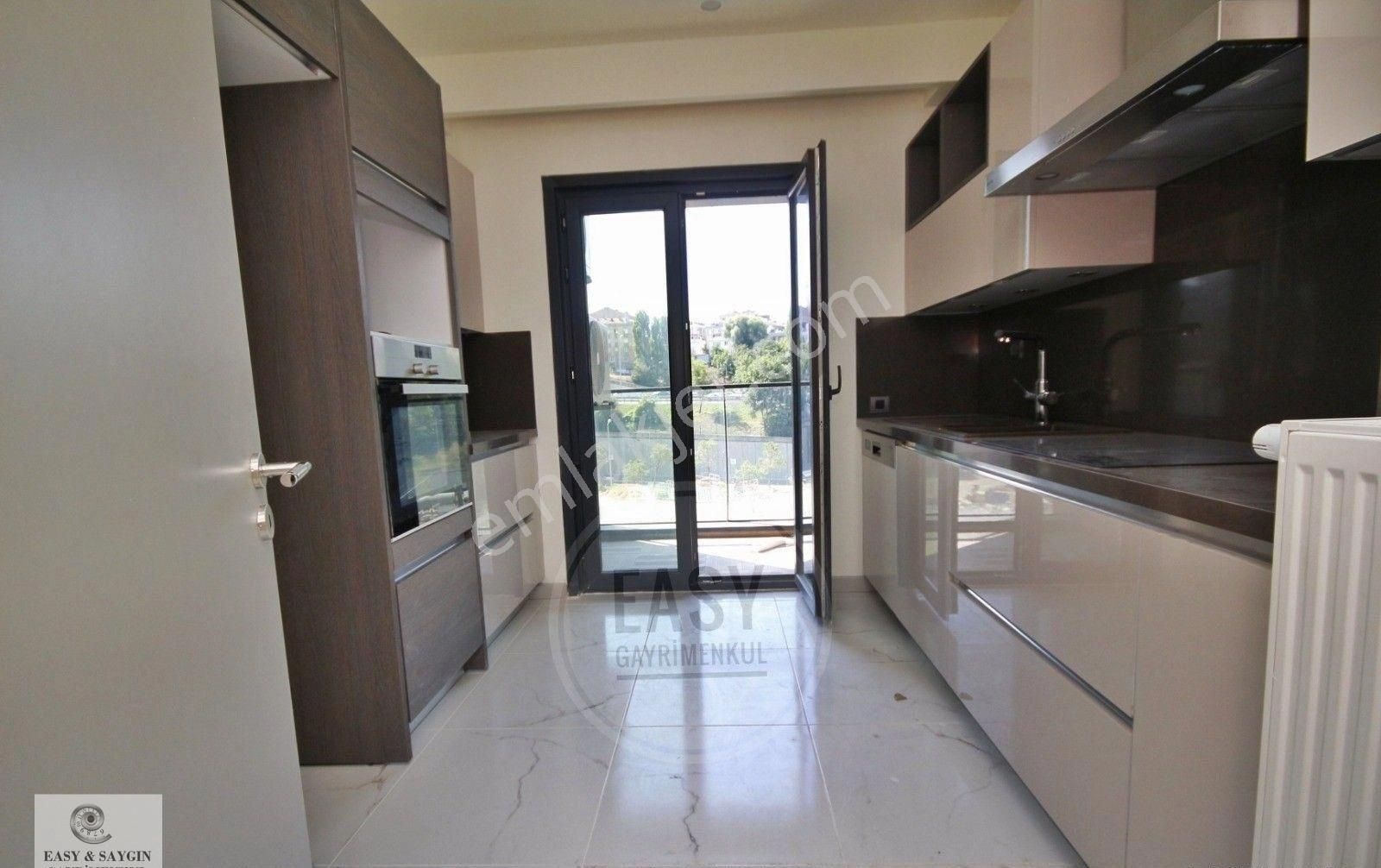 Avangart İstanbul Sitesinde 3+1 Satılık***boş***köşe - Görsel 2