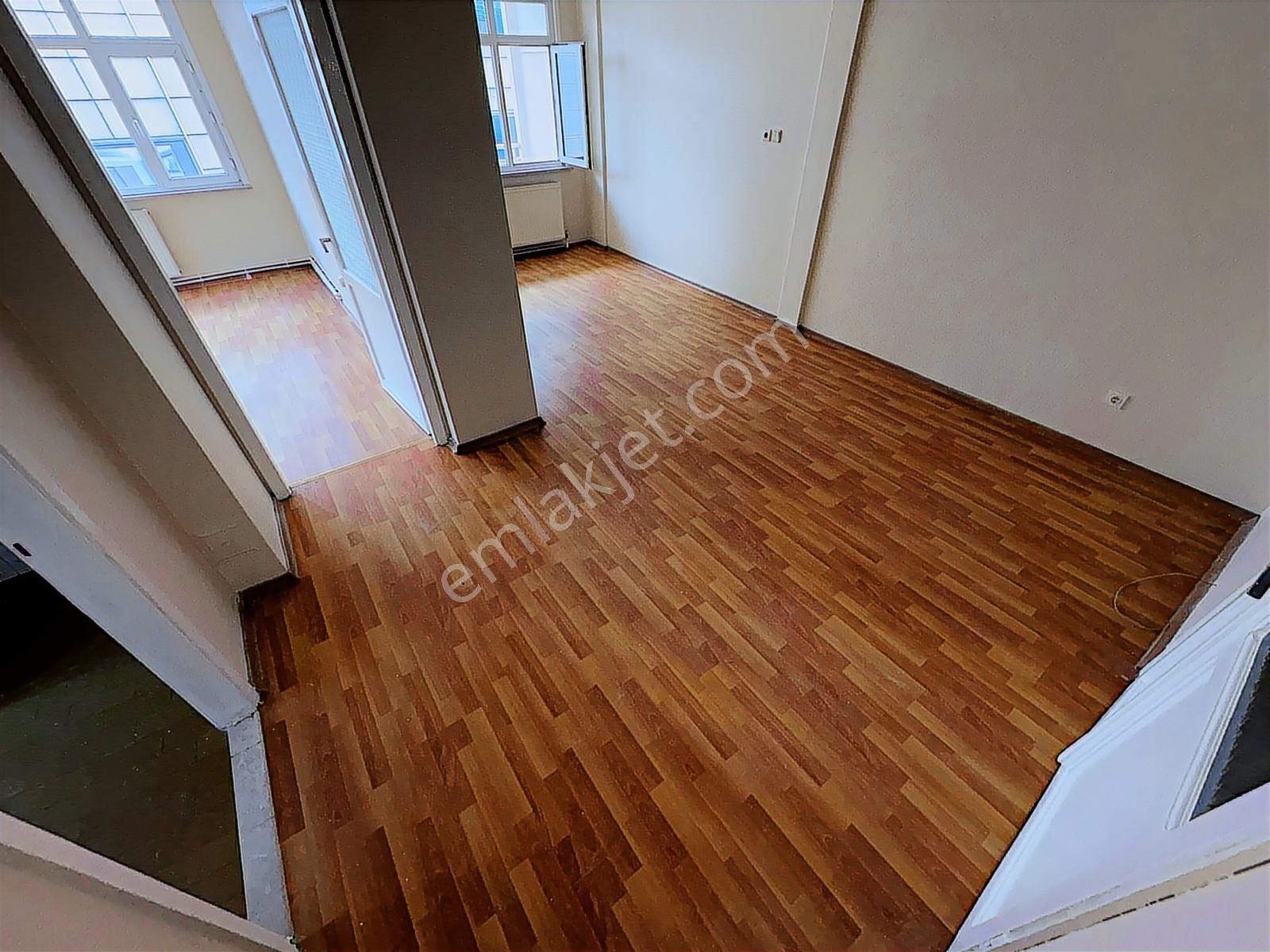 Lidya Emlak'tan Merkezi Konumda 3+1 120m2 Kiralık Daire - Görsel 9