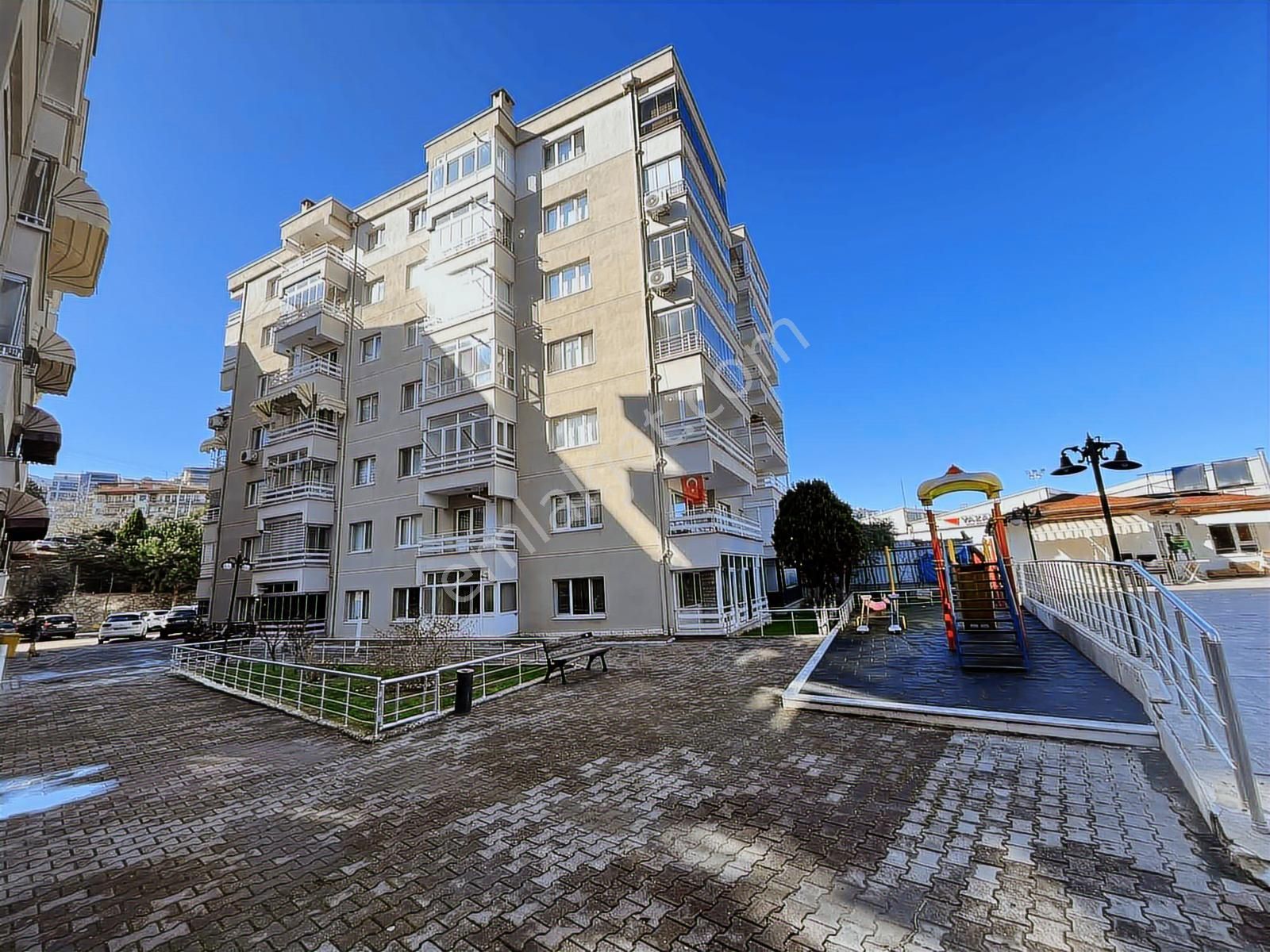 Güzelyalı Merkezde Site İçi Yüz.hvzlu Bahçe Kat 2+1 Daire - Görsel 8