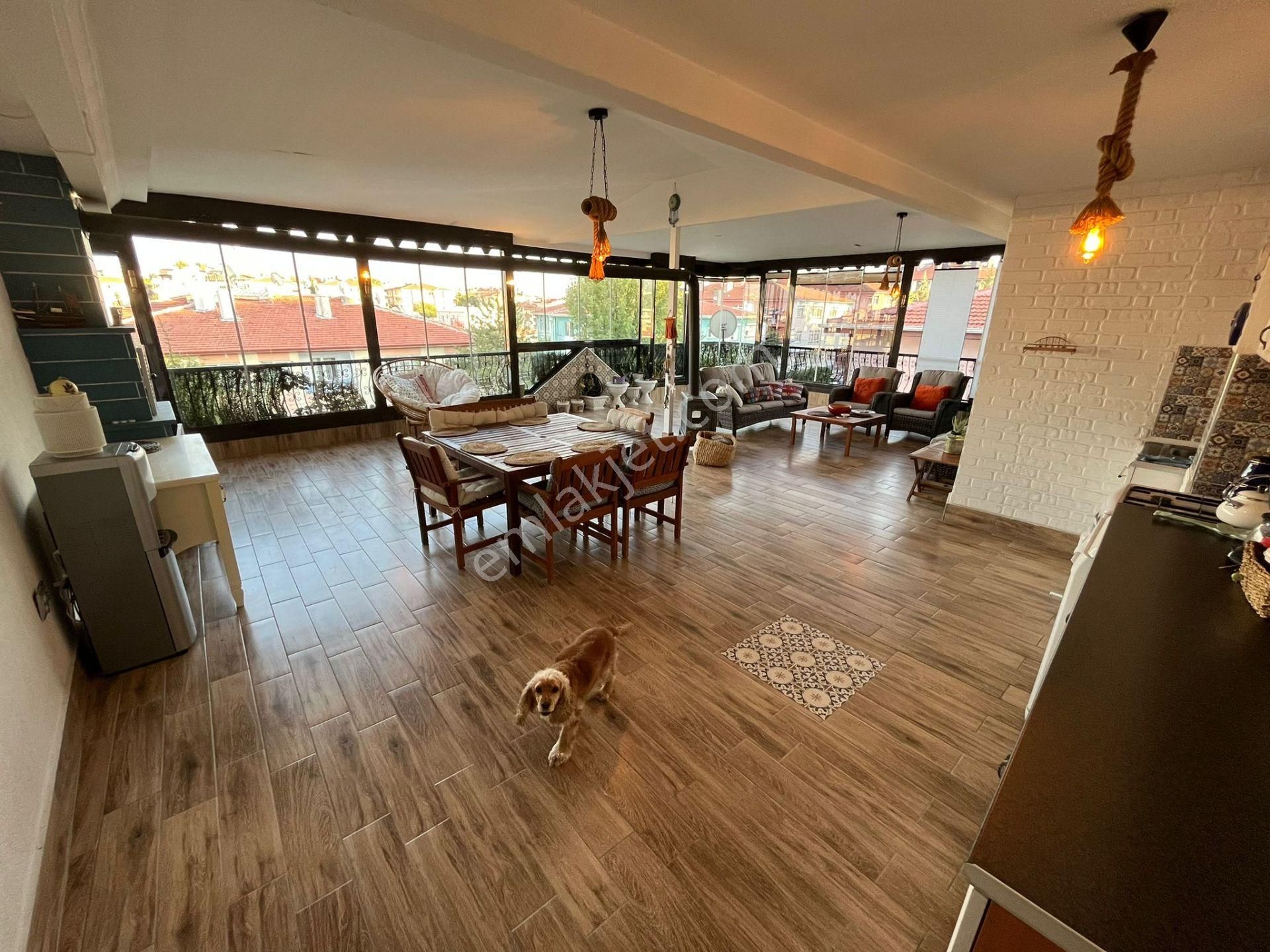 Aşağı Eğlence'ye 5 Dk Merkezi Konumda 7+1 Ön Cephe Lüks Dubleks!