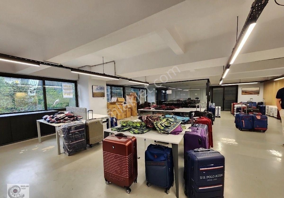 Maslak Noramin Plaza'da Kiralık 560m2 Kiralık Dekorasyonlu Ofis |levent|giz|şişli | Kanyon |spine - Görsel 21