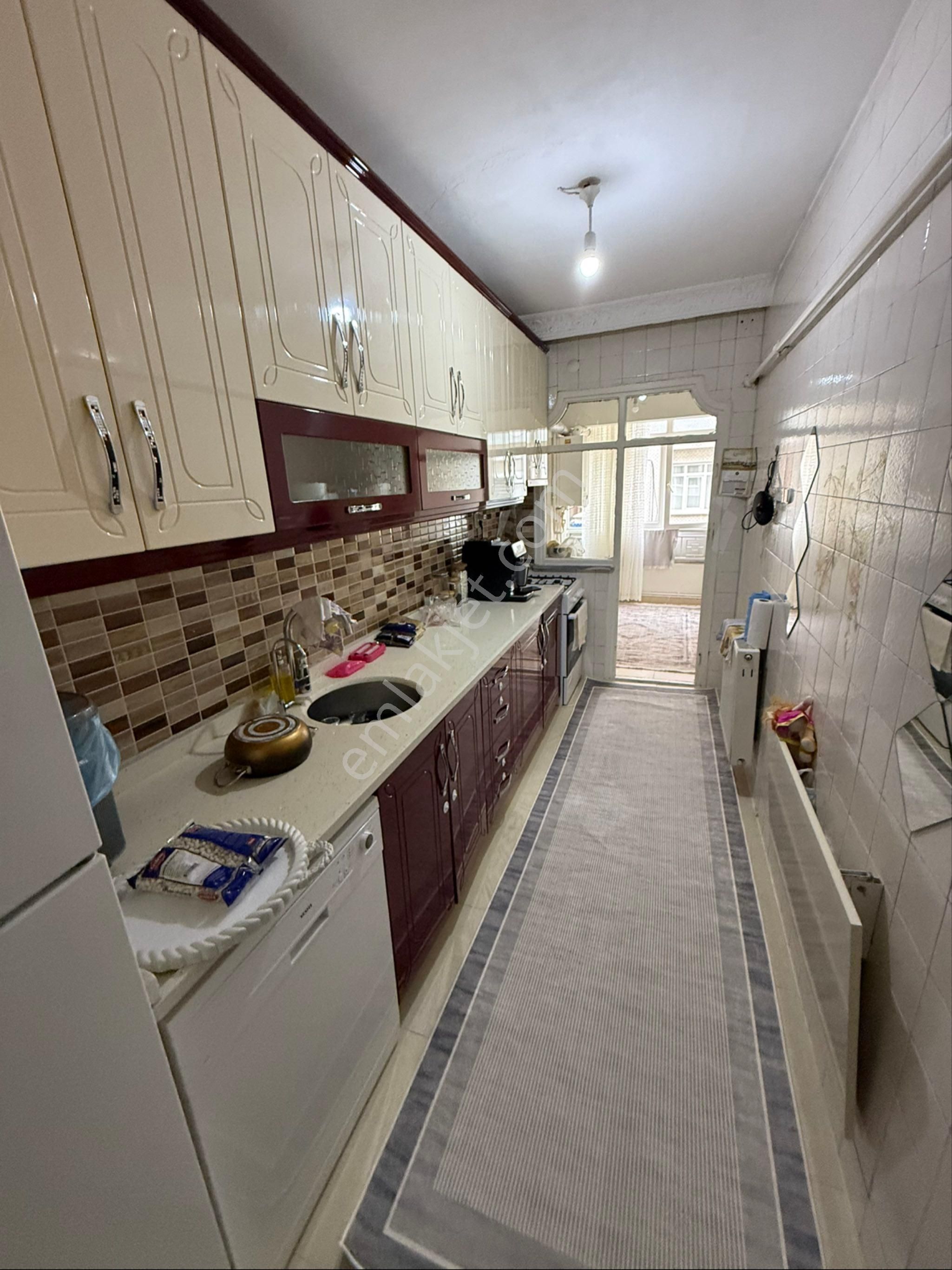 Şirinevlerde 2+1 Asansörlü 100m2 Büyük Satılık Daire - Görsel 29