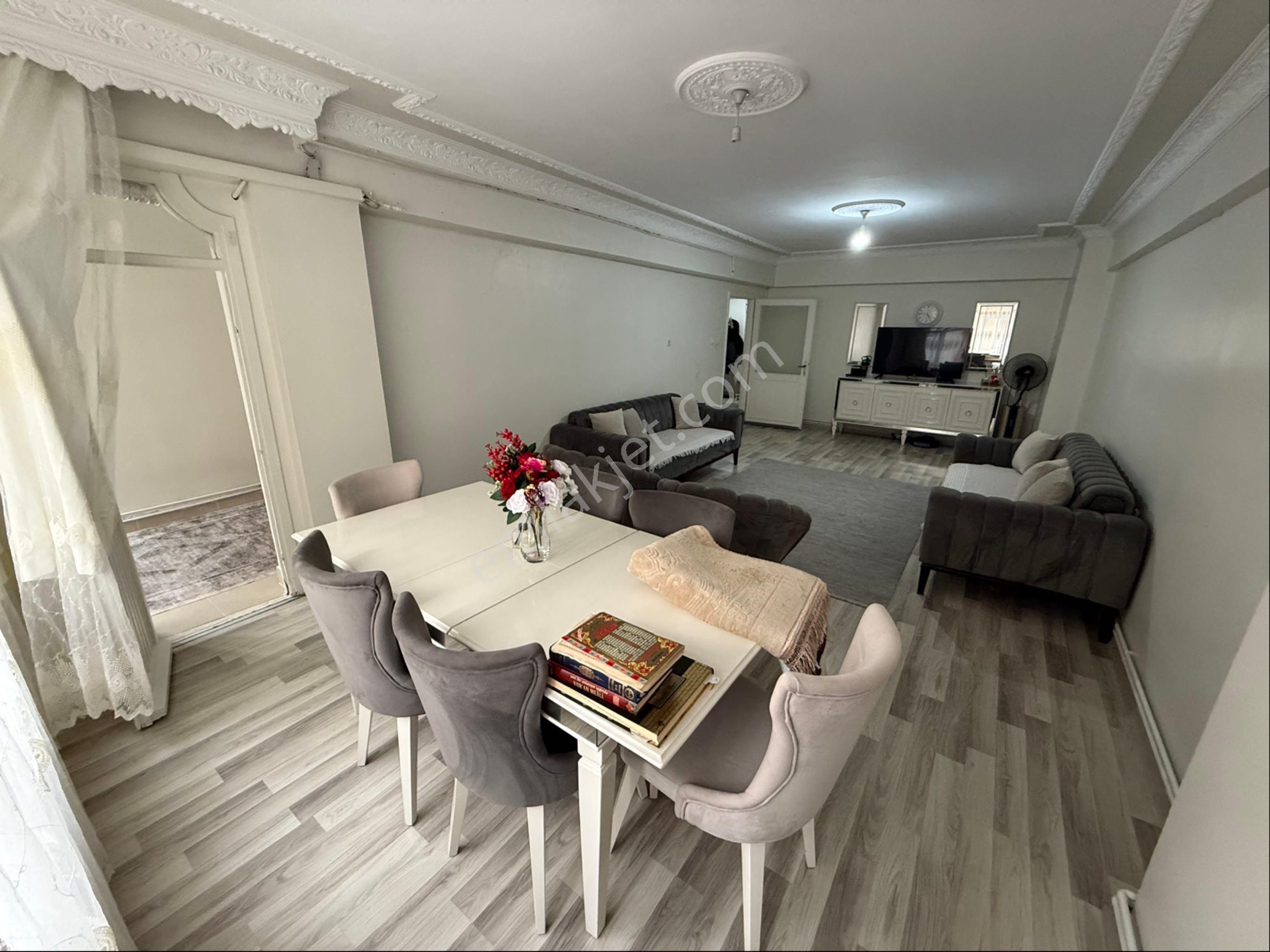 Şirinevlerde 2+1 Asansörlü 100m2 Büyük Satılık Daire - Görsel 7