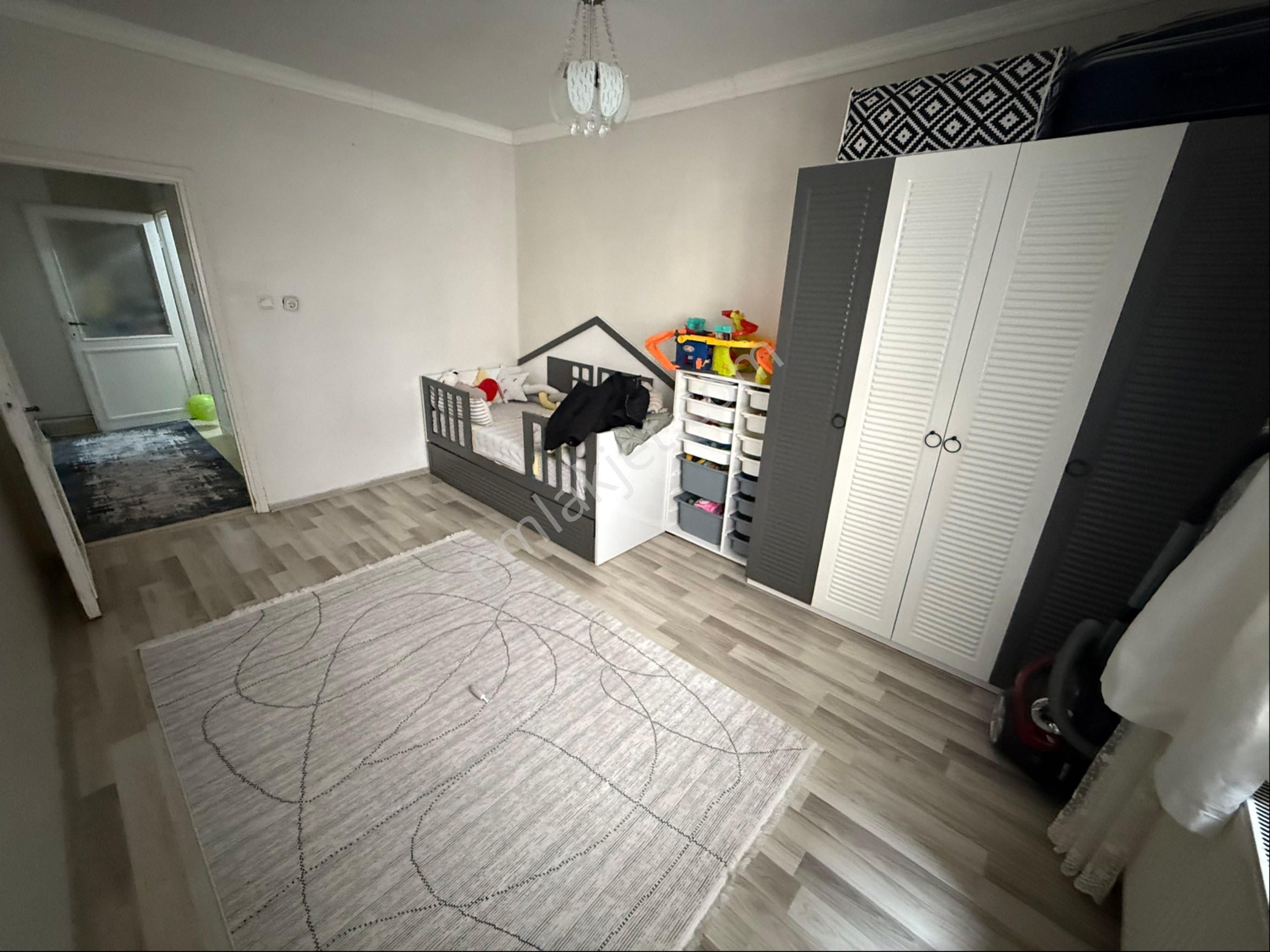 Şirinevlerde 2+1 Asansörlü 100m2 Büyük Satılık Daire - Görsel 25