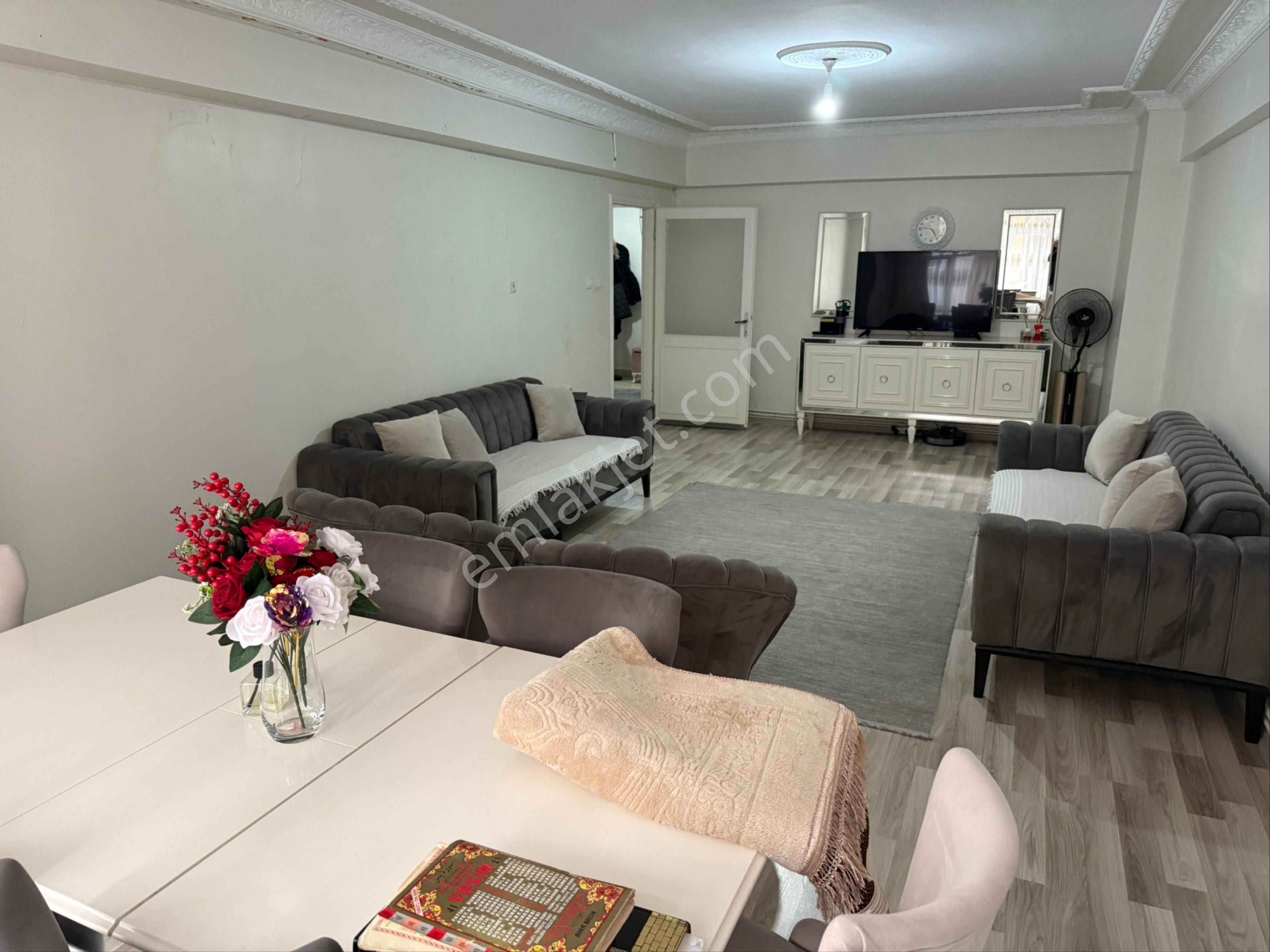 Şirinevlerde 2+1 Asansörlü 100m2 Büyük Satılık Daire - Görsel 5