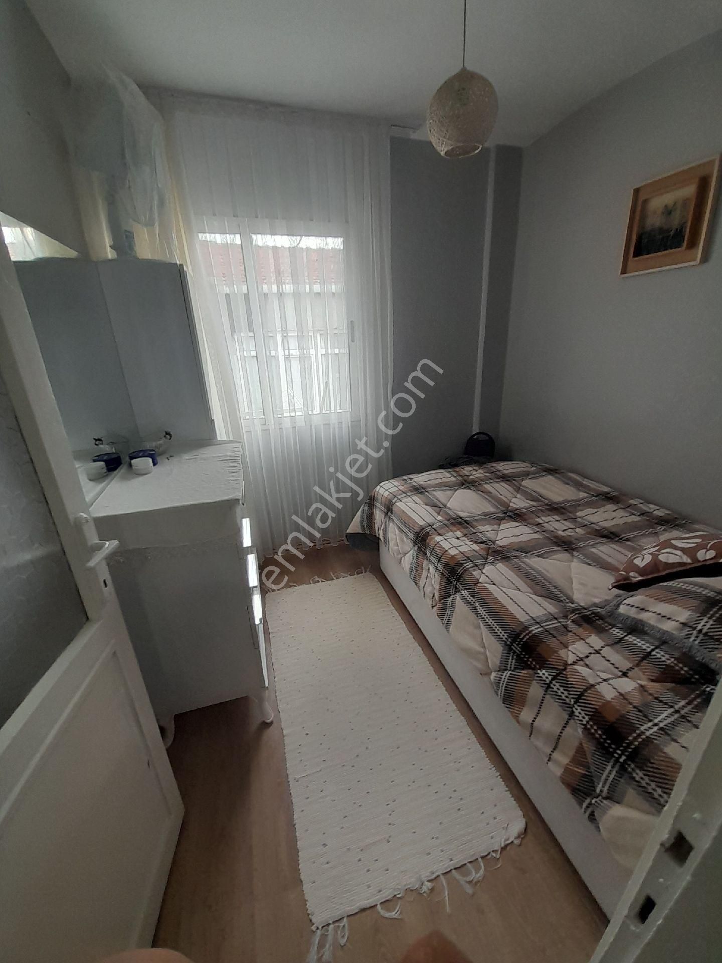 İzmir Konak Atila Mah De 2+1,ful Bakımlı Daire Satılıktır - Görsel 11