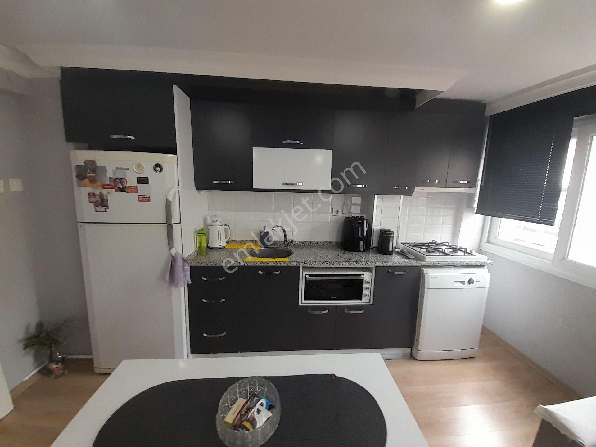 İzmir Konak Atila Mah De 2+1,ful Bakımlı Daire Satılıktır - Görsel 4