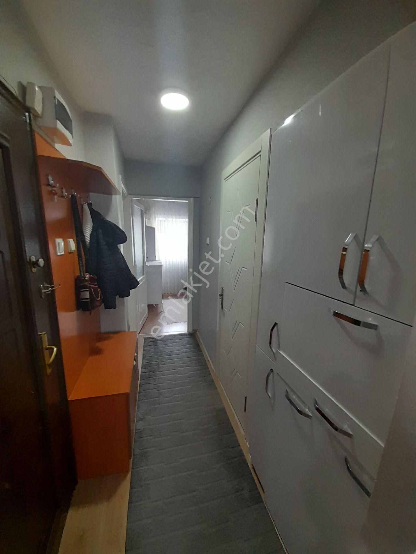 İzmir Konak Atila Mah De 2+1,ful Bakımlı Daire Satılıktır - Görsel 8