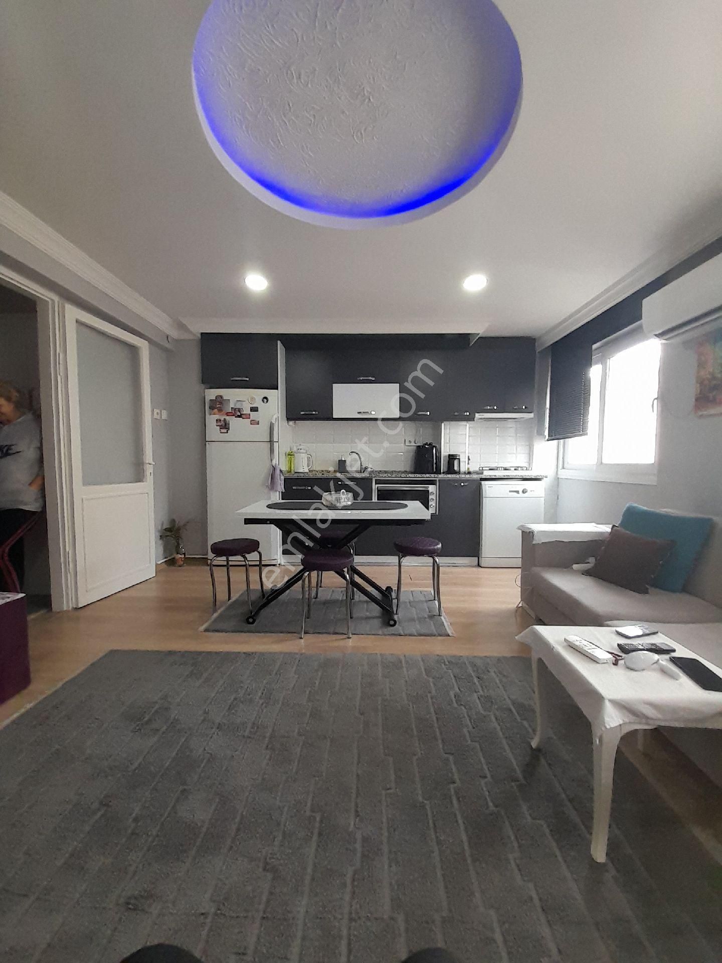 İzmir Konak Atila Mah De 2+1,ful Bakımlı Daire Satılıktır - Görsel 3