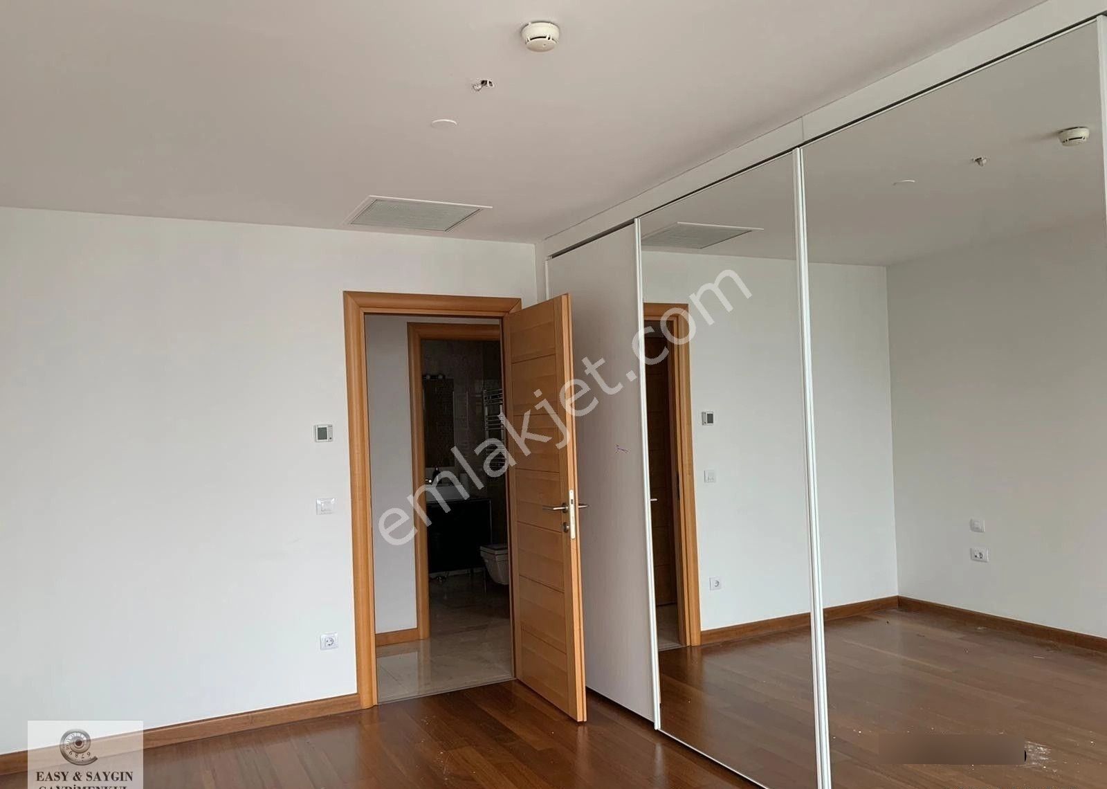 Maslak Mashattan Sitesinde Satılık 4+1 Satılık Havuz Manzaralı Daire***boş*** - Görsel 3