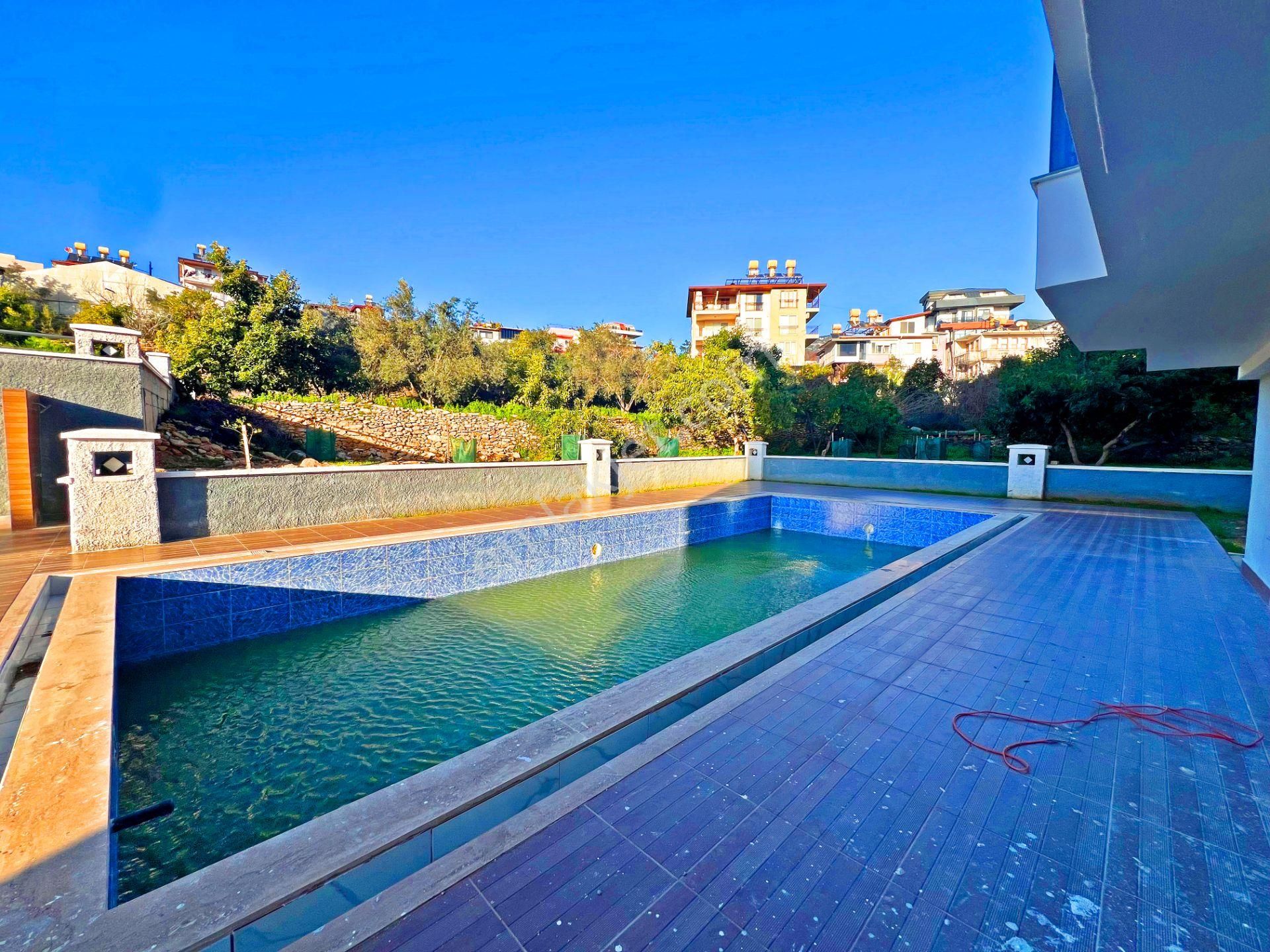 Alanya Obada Kiralık 1+1 Site İçi Havuzlu Sıfır Lüks Daire - Görsel 28