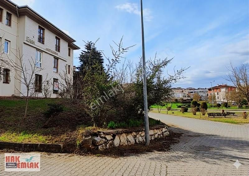Hak Emlaktan Güzelbahçe Mah.de Orman Manzaralı Satılık 3+1 Daire - Görsel 17