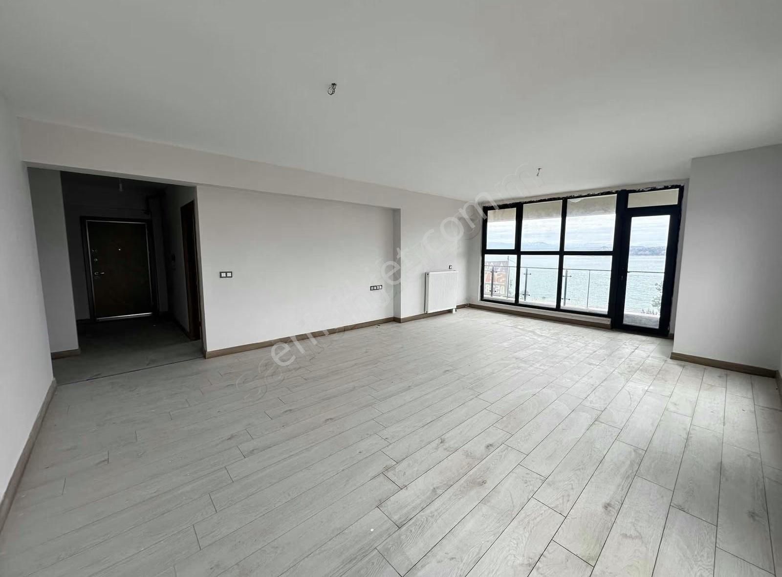 Kur Grup'tan Panoramik Göl Manzaralı Yatay Mimari 4+1 Daire - Görsel 13