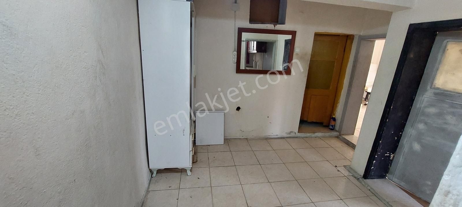 Bayraklı Gümüşpala Aile Hekimliği Altında Kiralık 1+1 Daire Kan - Görsel 23