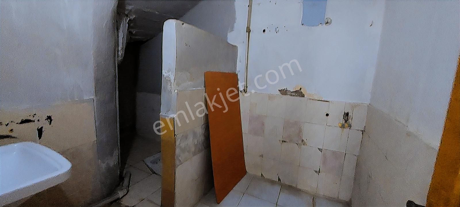 Bayraklı Gümüşpala Aile Hekimliği Altında Kiralık 1+1 Daire Kan - Görsel 14
