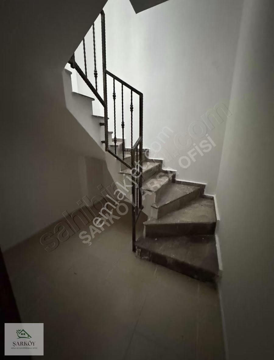 Hürriyet Mah.site İçinde Havuzlu 3 Katlı 220 M² Net Villa - Görsel 21