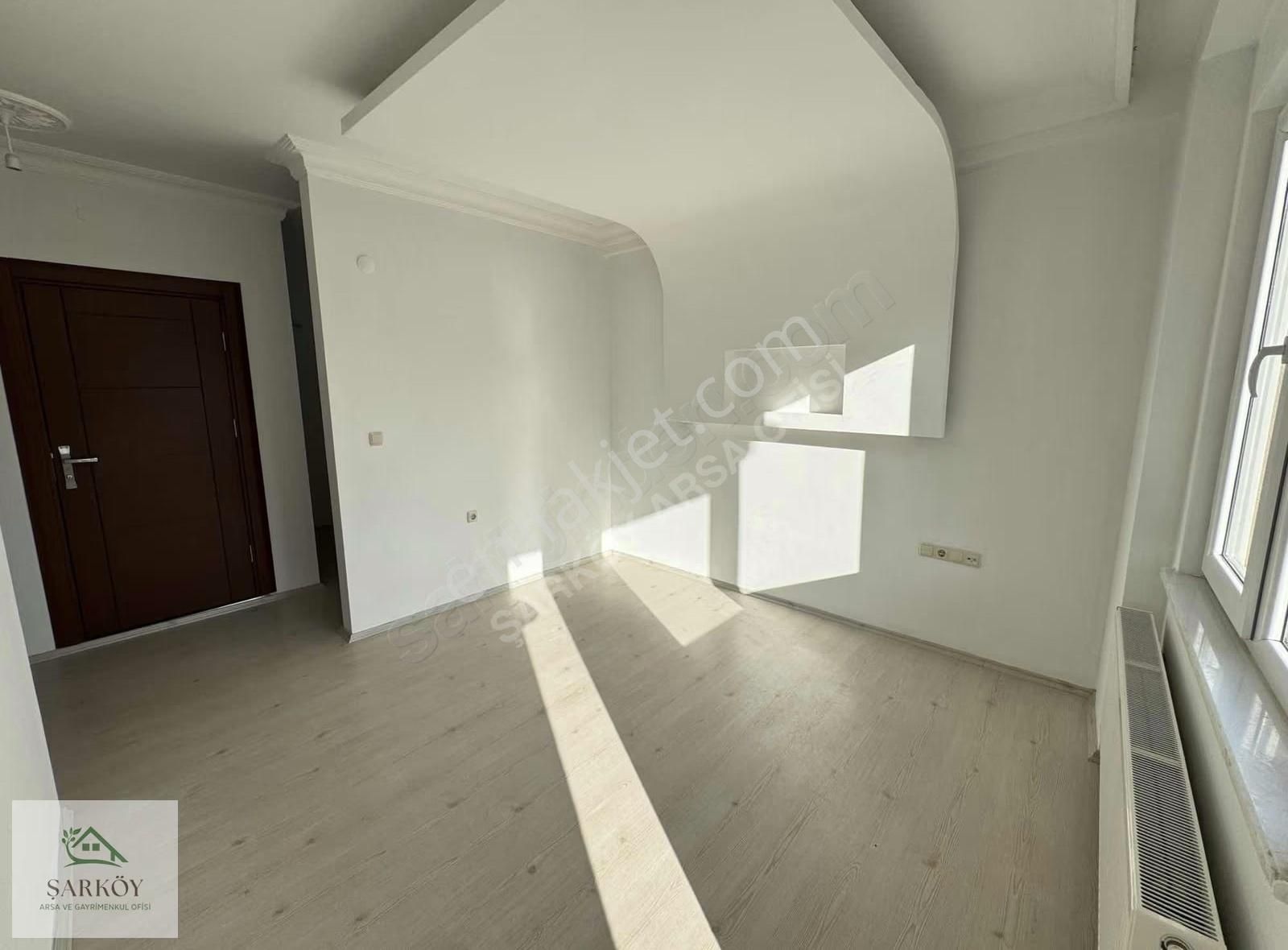 Hürriyet Mah.site İçinde Havuzlu 3 Katlı 220 M² Net Villa - Görsel 16