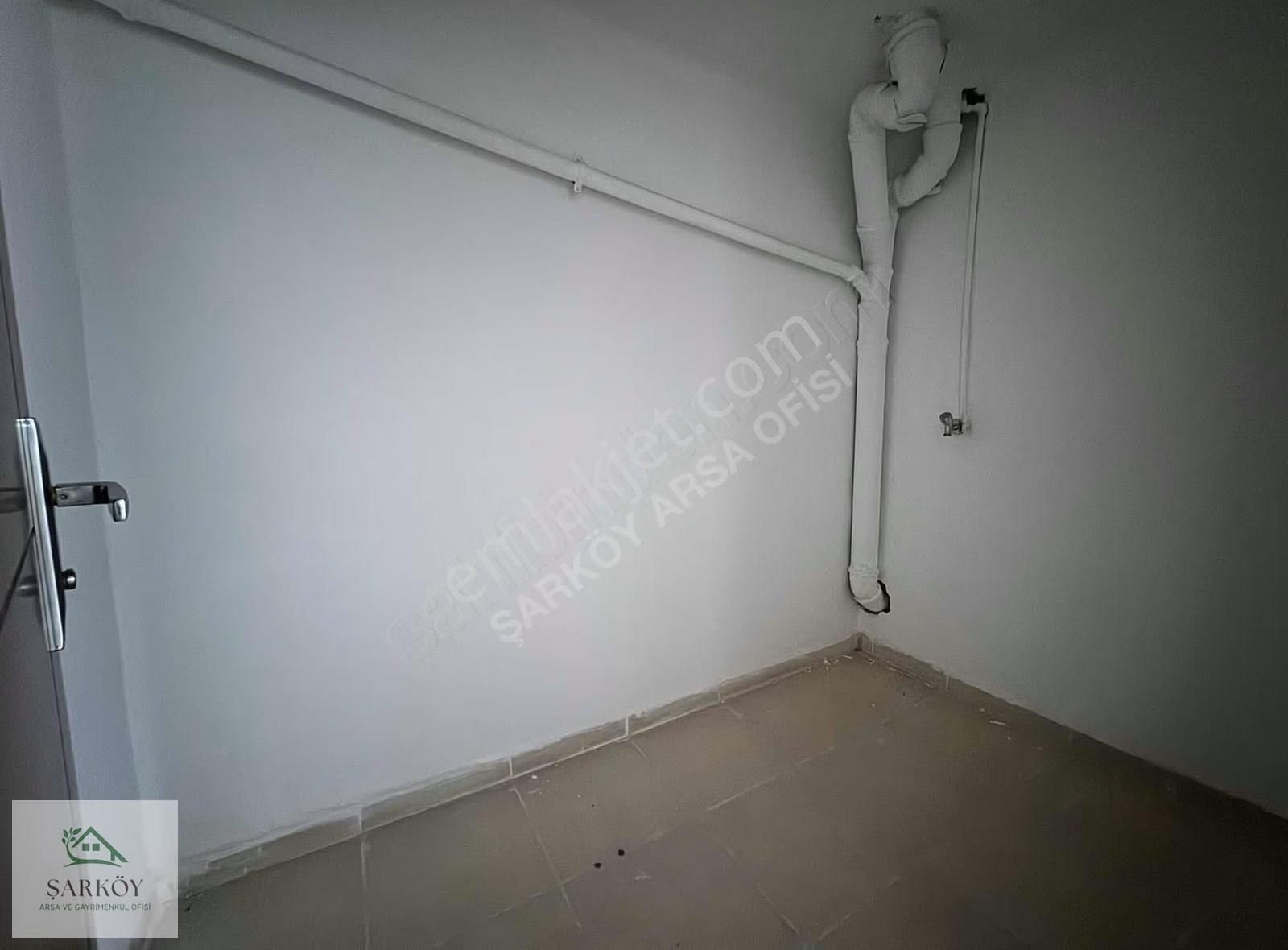 Hürriyet Mah.site İçinde Havuzlu 3 Katlı 220 M² Net Villa - Görsel 34