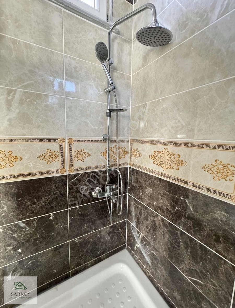 Hürriyet Mah.site İçinde Havuzlu 3 Katlı 220 M² Net Villa - Görsel 26