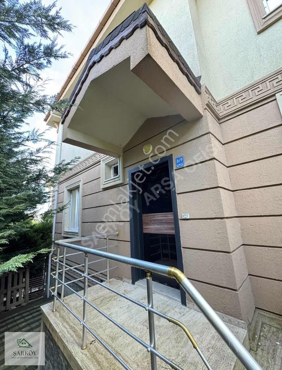 Hürriyet Mah.site İçinde Havuzlu 3 Katlı 220 M² Net Villa - Görsel 5