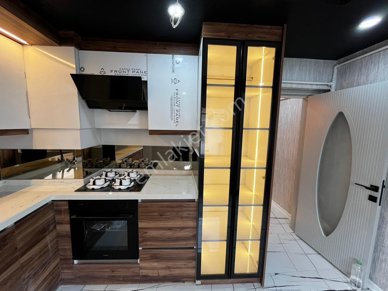 Es-as'tan Plevne Mahallesinde 3+1 Ultra Lüx Ön Cephe Daire - Görsel 3